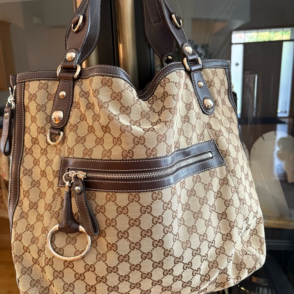 Gucci Monogram Large Icon Bit Tote